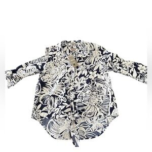 Chico's women Floral Blouse - Black and White